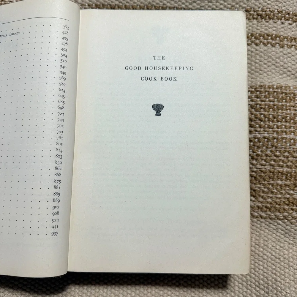 Vintage The Good Housekeeping Cook Book Stamford House Red Hardcover Retro